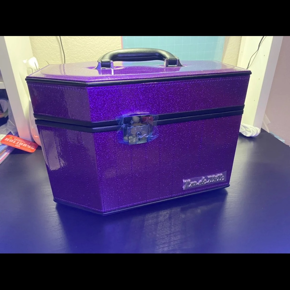 LuxDeVille Purple Coffin Train/Make-up Case